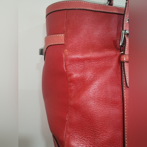 Coach RED Leather Gallery East West Tote Purse Turnlock Bag Vintage f0820-f11525 - Picture 9 of 13